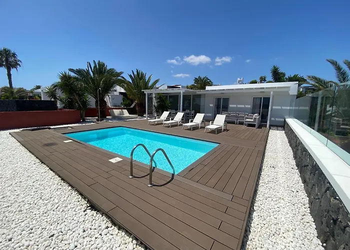 Patricia By Villalia וילה